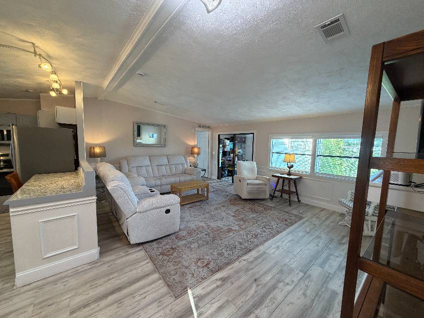 209 Fairway Circle a Winter Haven, FL Mobile or Manufactured Home for Sale